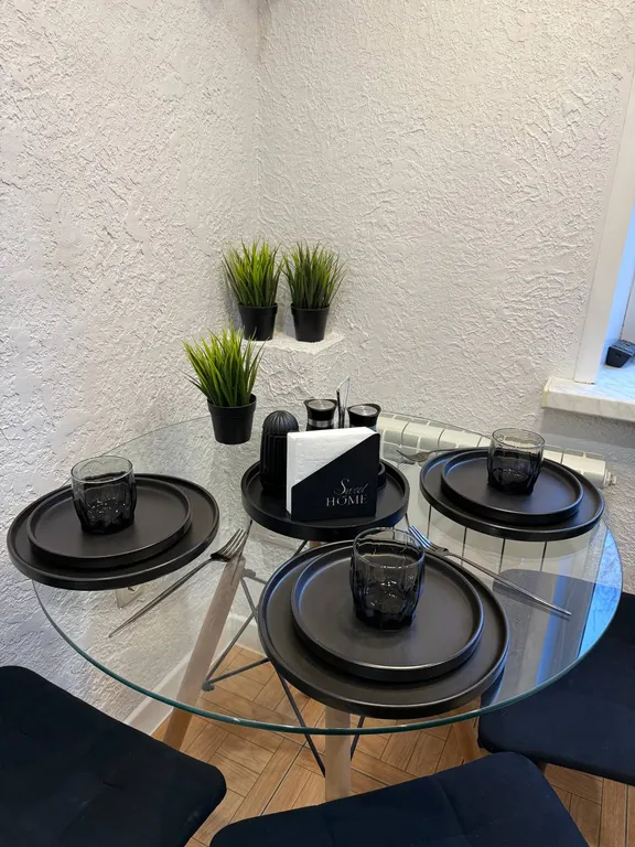 Комфортная двухкомнатная квартира со всеми удобствами