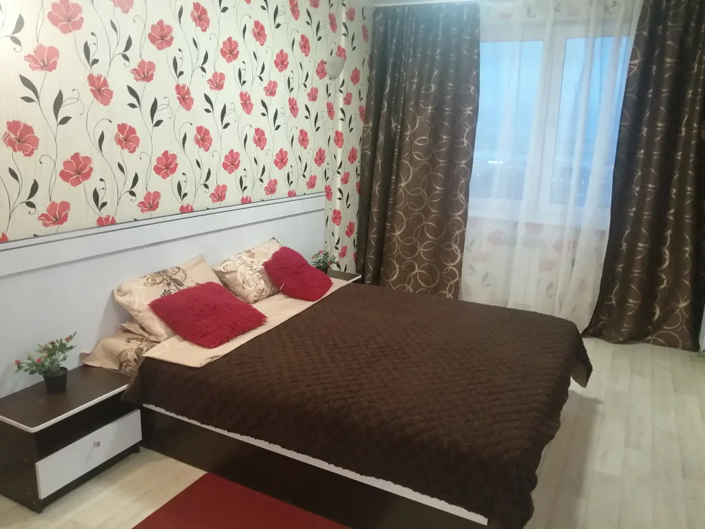 Квартира на левобережье фестиваль, континент — аренда посуточно в Омск