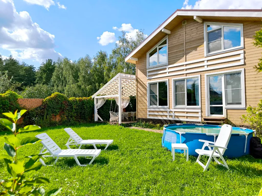 Коттедж Деревянный Дом с бассейном и сауной в Москве — аренда посуточно в Монино