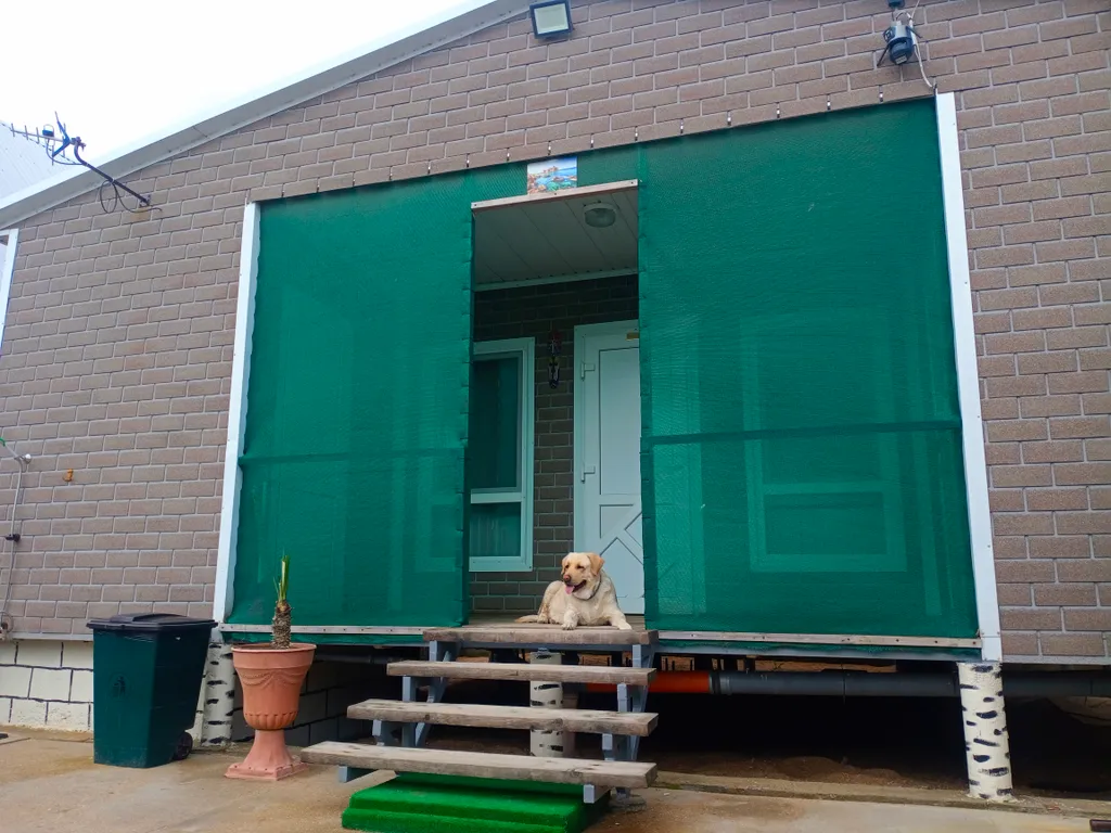 Дом на берегу моря