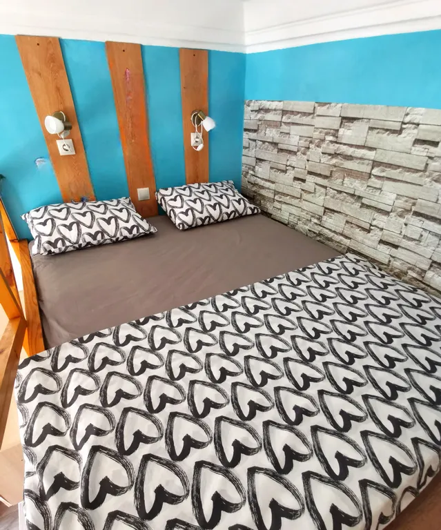 Уютная студия с видом на Золотой мост