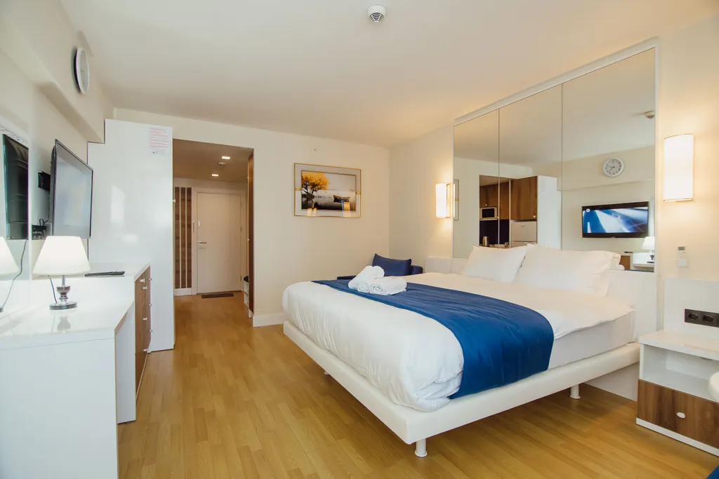 Апартамент с видом на море первая линия