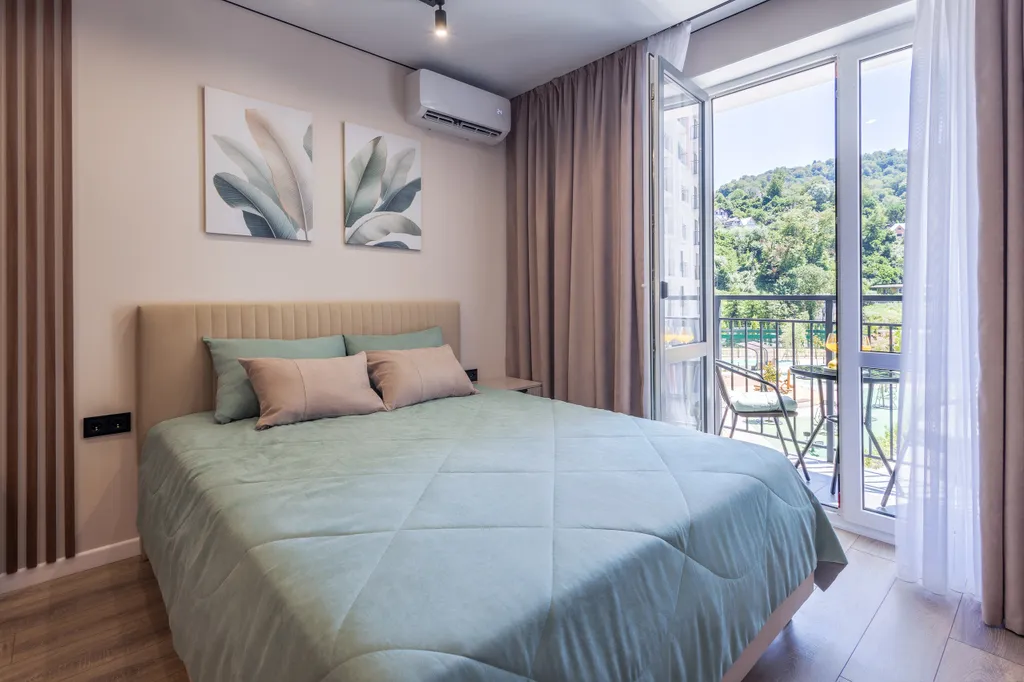 Квартира Студия с современным ремонтом в ЖК Летний — аренда посуточно в Кудепста