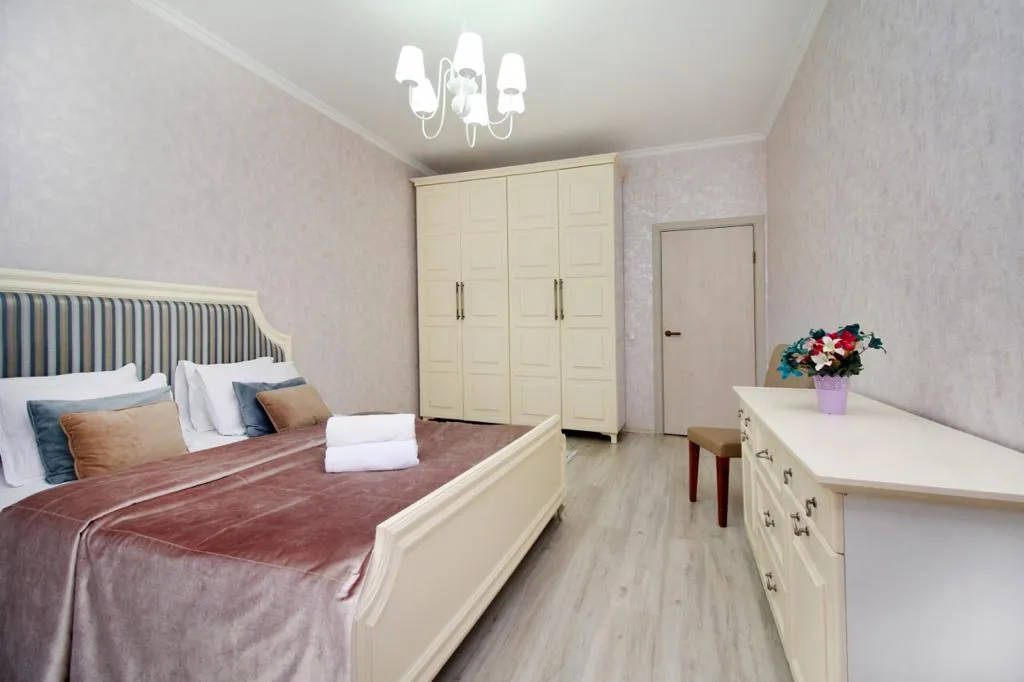 Квартира Двухкомнатные апартаменты в ЖК Шахристан — аренда посуточно в Алматы