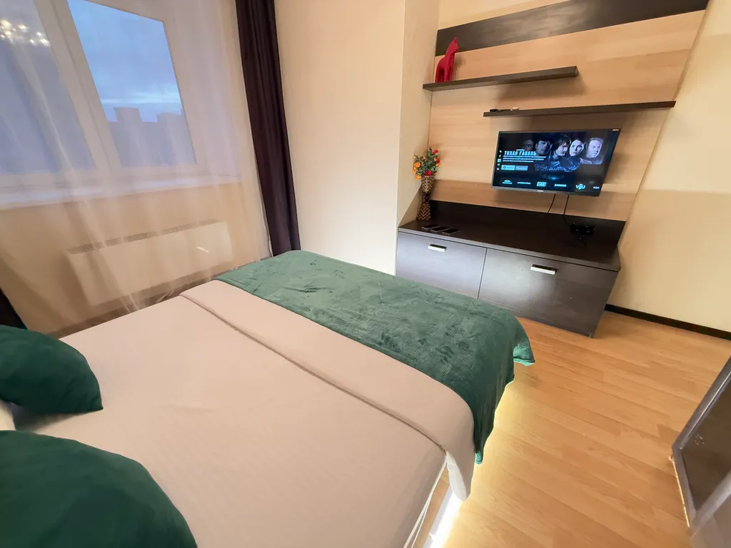 Тут хорошо на Сурикова