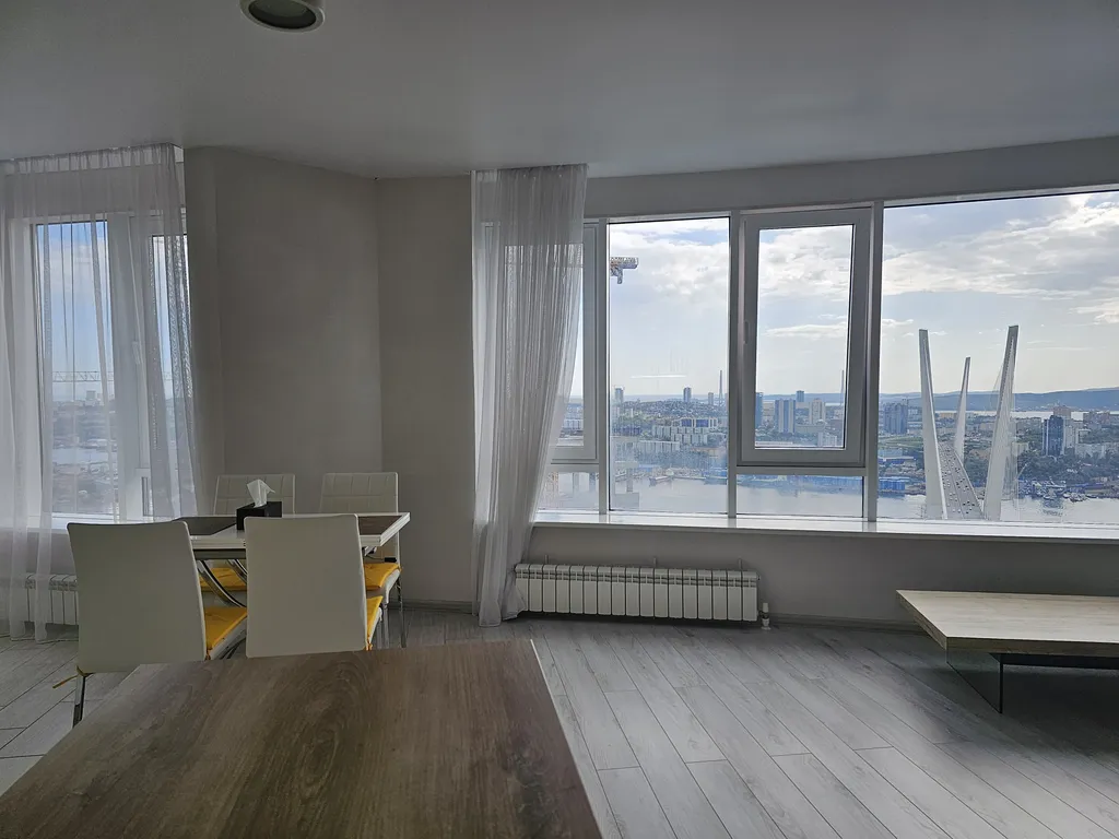 3х.ком.кв. 105 м.кв в ЦЕНТРЕ с видом на море и город, р-он ФУНИКУЛЁРА