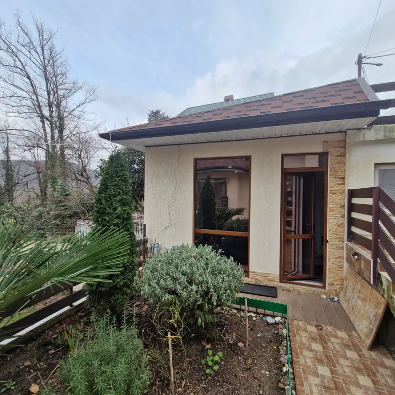 Коттедж Домик на горе Ахун с баней недалеко от моря — Сочи