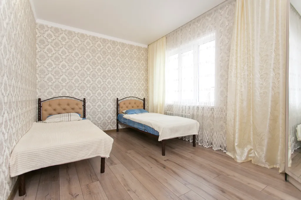 Коттедж Часть дома с отдельным входом с бассейном — Анапа