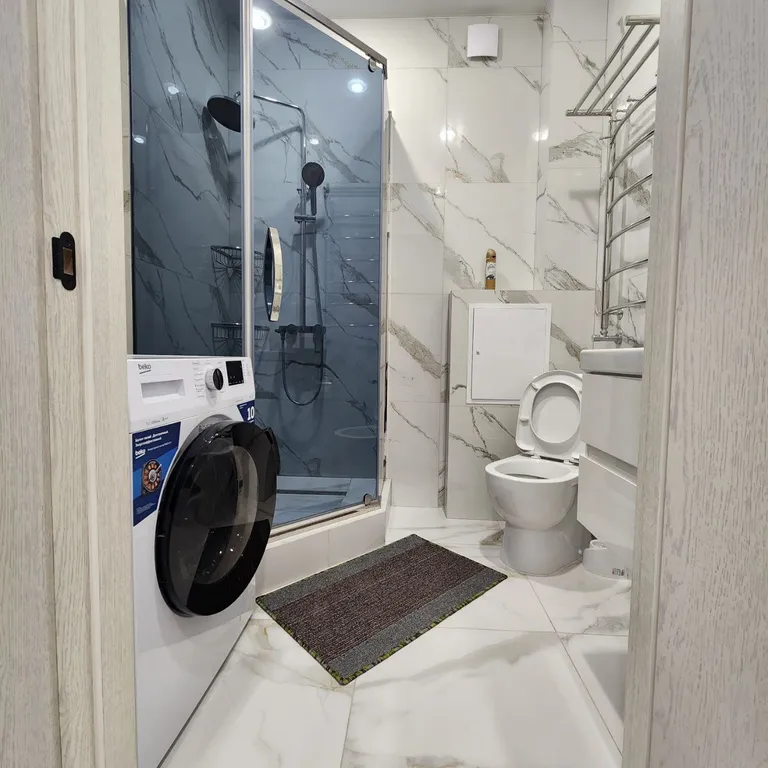 Квартира с новым ремонтом рядом с аэропортом