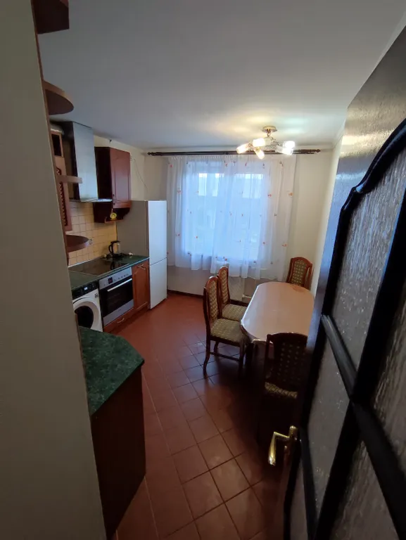 Квартира 3-комнатная Квартира — Калининград