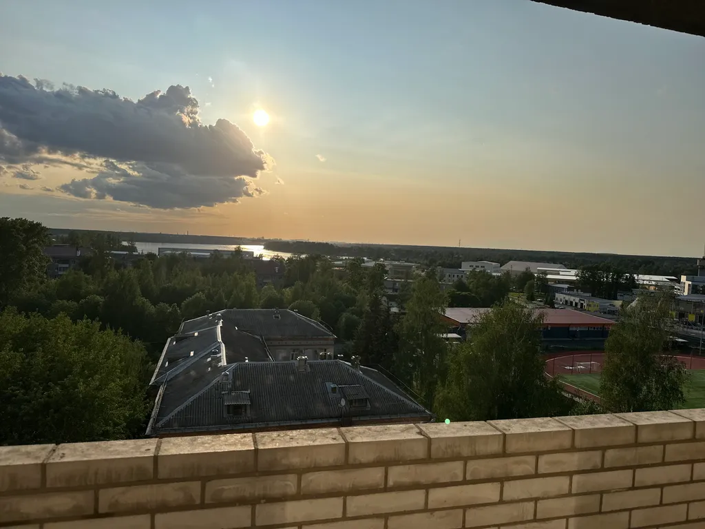 Уютная, светлая квартира c прекрасным видом на Неву