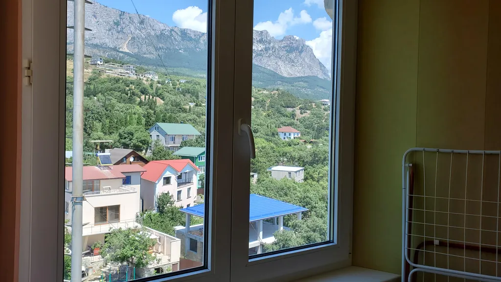 Супер-видовая квартира с чистым видом на море и гору Ай-Петри