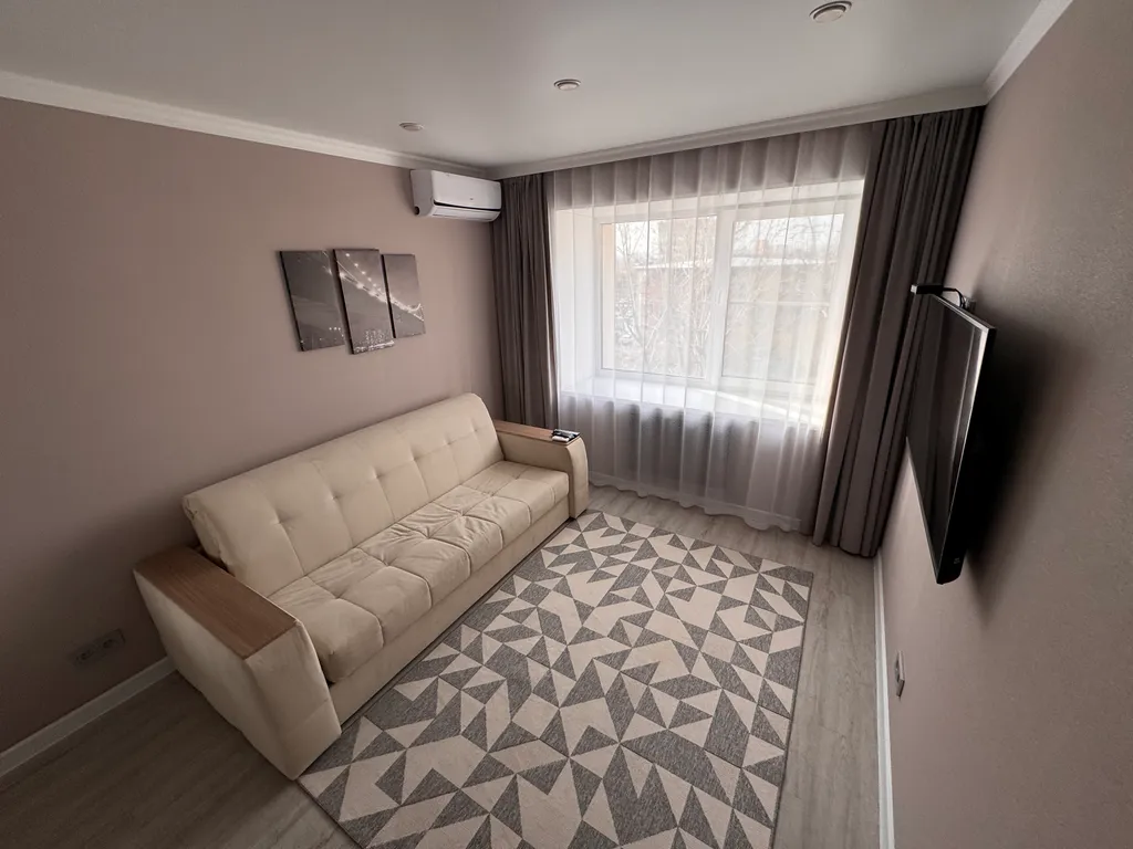 Уютная 2-х комнатная квартира на набережной