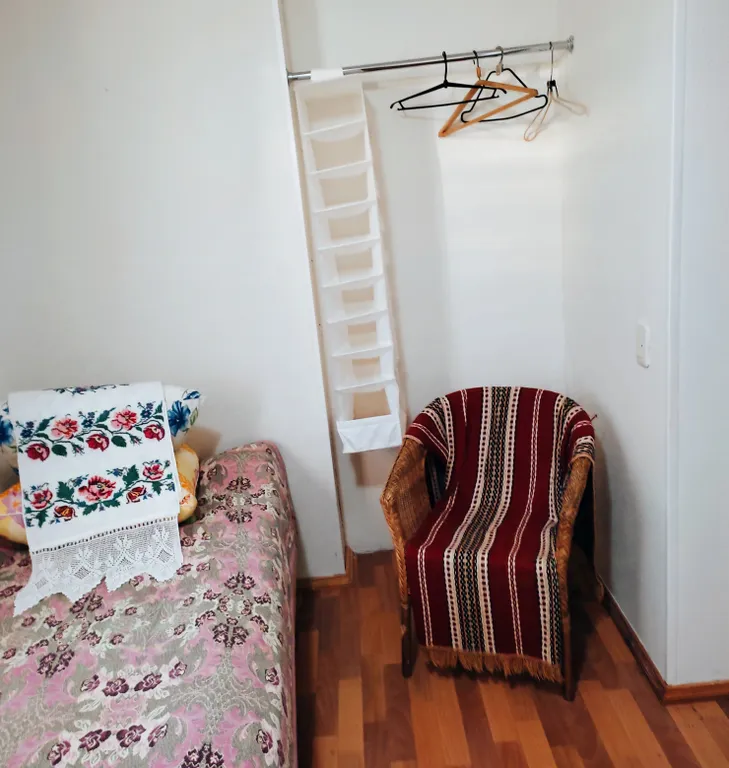 Уютная комната для семьи из 3-х человек