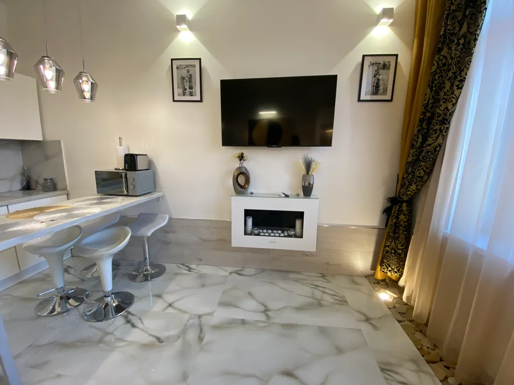 2-х комнатные апартаменты в современном стиле с камином