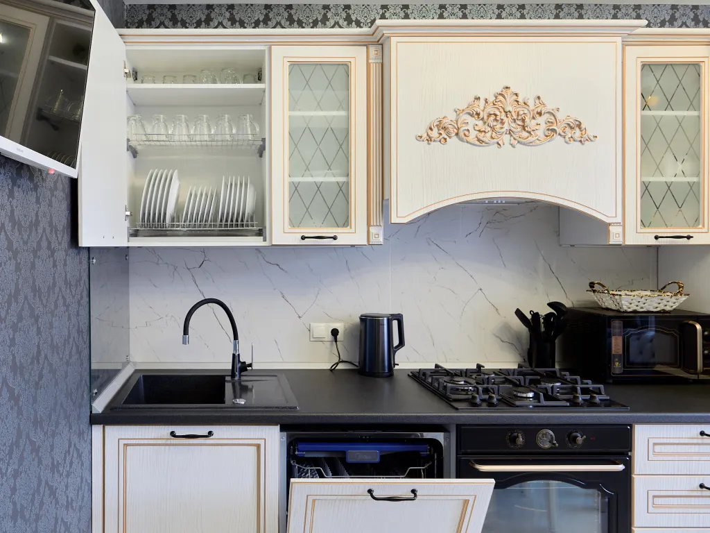 Двухкомнатные апартаменты возле парка со стороны "Долины роз"