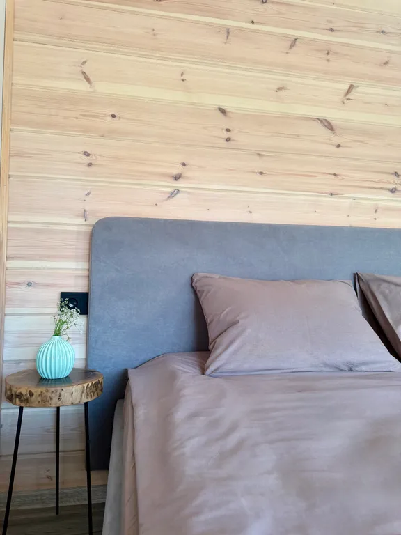 Гостевой домик от Mountain House с бассейном на первой линии