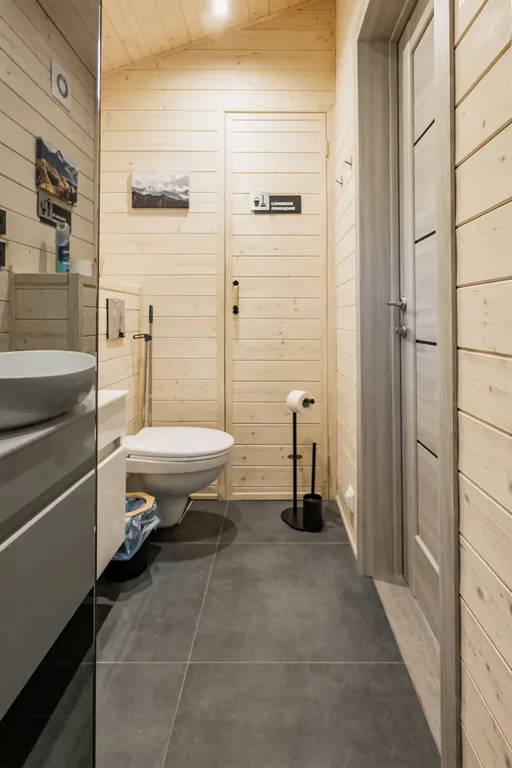 2-комнатный котедж на границе с лесом, 57м²