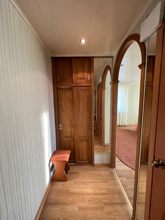 Тёплая и уютная квартира с красивым видом из окна