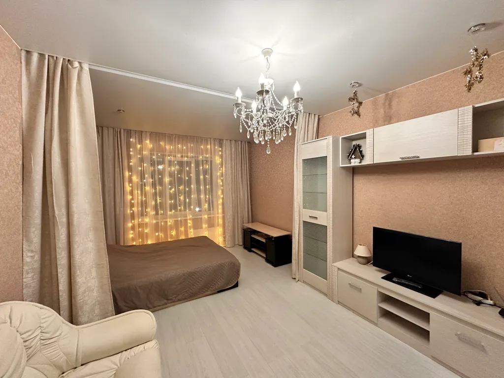 Просторная квартира в тихом районе — аренда посуточно в Родина