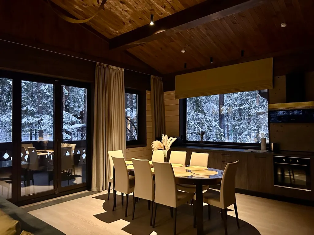 Коттедж у курорта Охта Парк — аренда посуточно в Мистолово