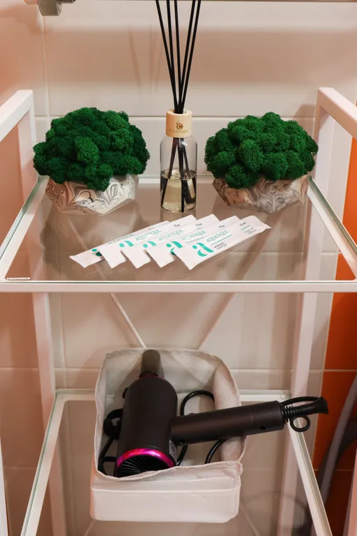 Уютная студия с панорамным окном у метро Парнас