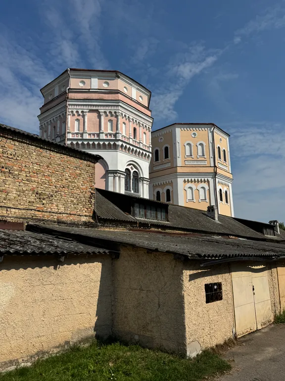 Уникальная квартира с камином в историческом центре города