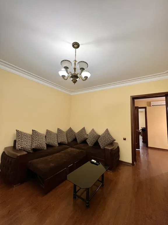 Двушка с удобной парковкой