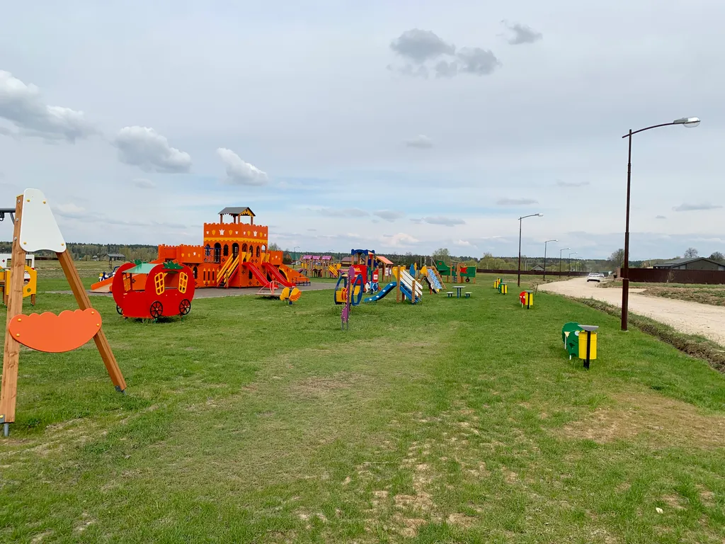 Новый дизайнерский дом с сауной и чаном