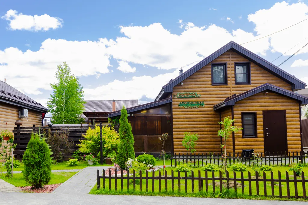 Коттедж Гостевой дом Усадьба Афонинская в черте города — аренда посуточно в Афонино