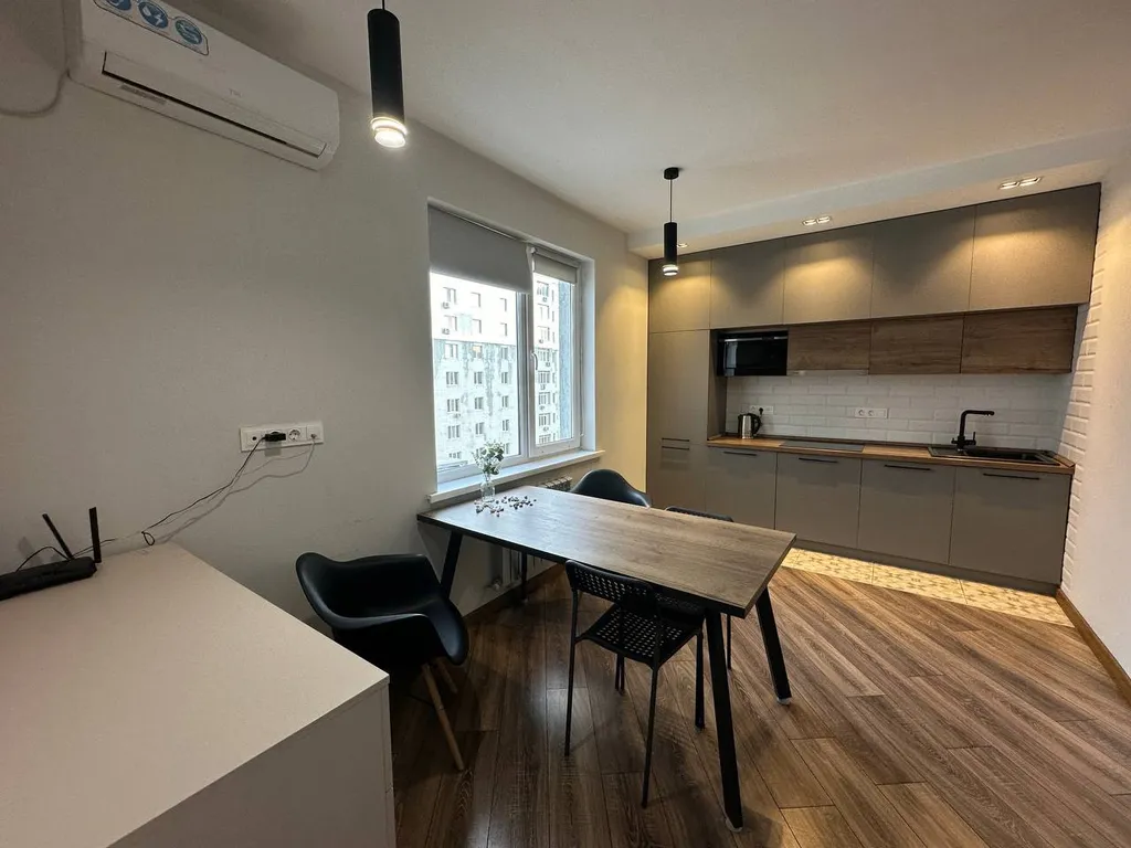 Квартира Студия в лофт стиле с видом на горы около арбата на 9 этаже — Алматы