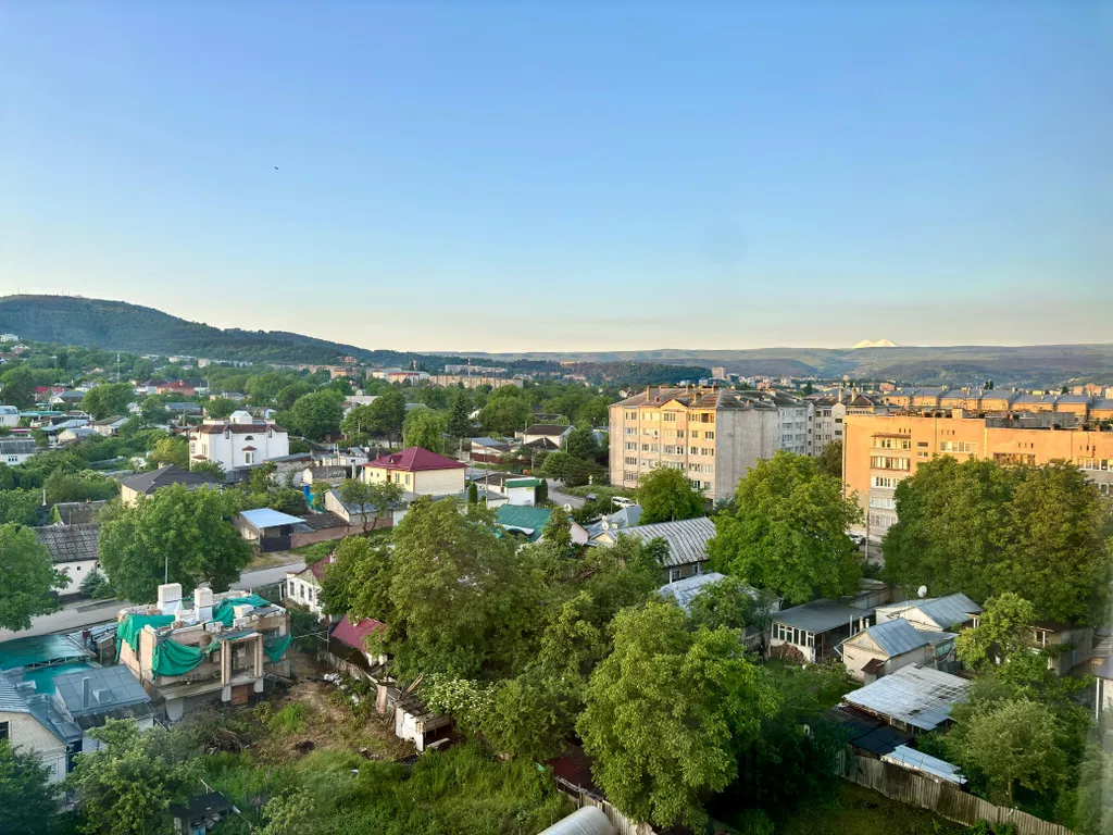 Квартира с видом на Эльбрус