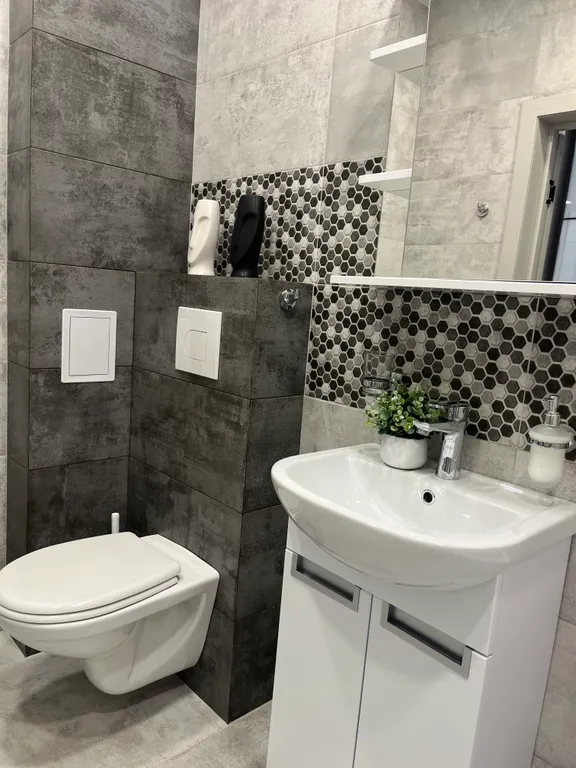 Уютная современная 2-комнатная квартира у моря