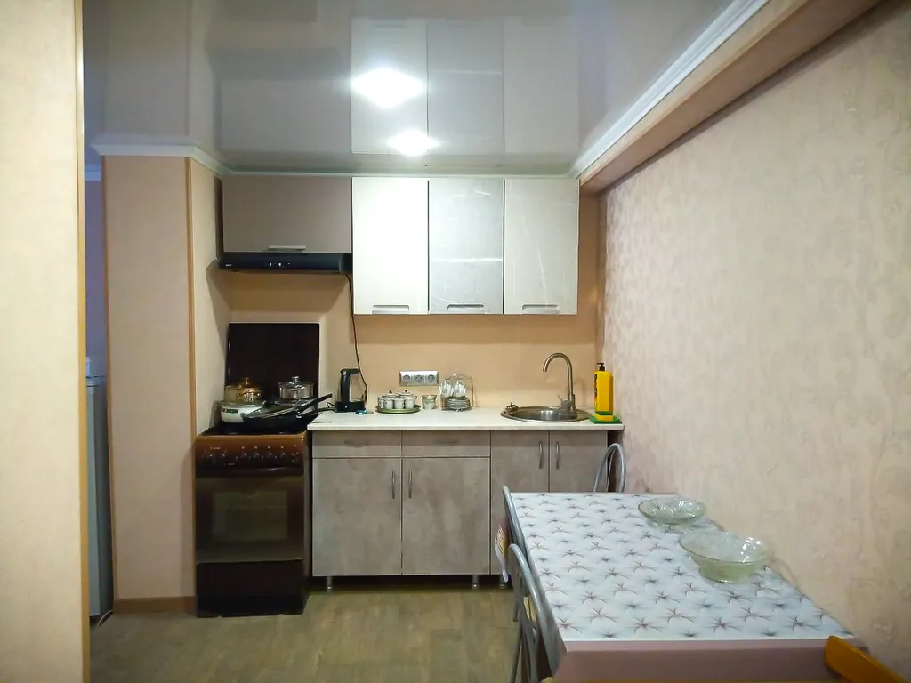 Двухкомнатная квартира с двориком и парковкой