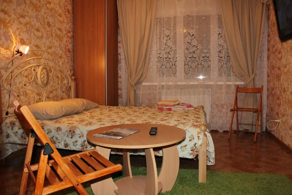 1-комнатная Квартира — аренда посуточно в Шахты