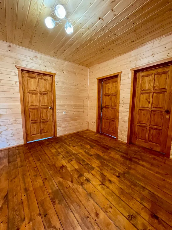 Коттедж на берегу озера