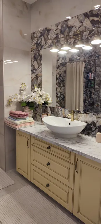 4-комнатная Квартира