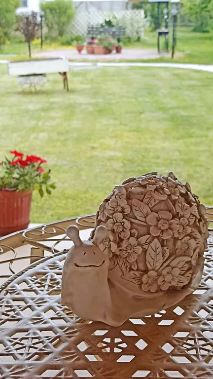 Дом на берегу реки