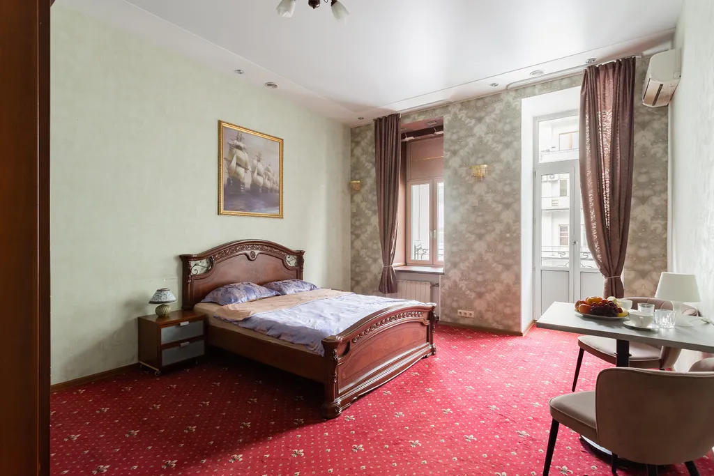 Квартира Великолепная комната с балконом на Арбат — Москва