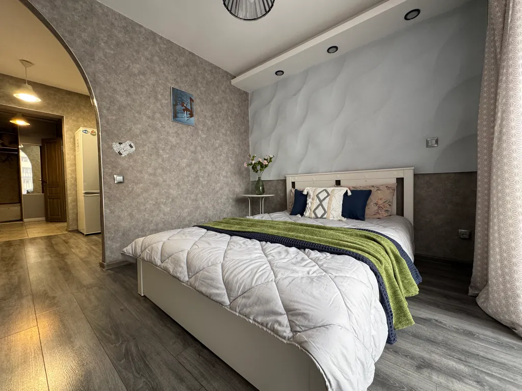 Квартира Студия на двоих у Аэропорта с панорамным окном — аренда посуточно в Иркутск