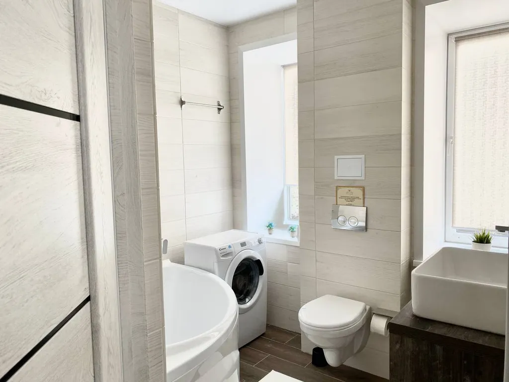 Яркая студия в апарт-отеле Кристалл!