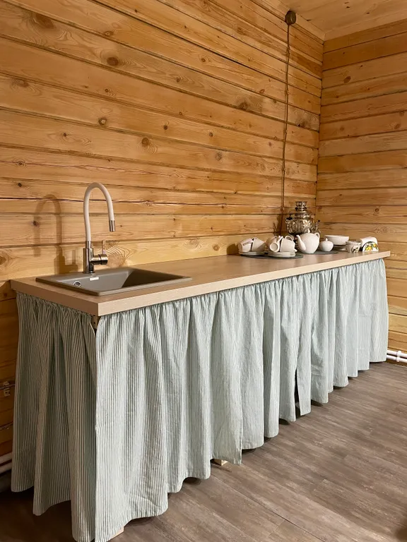 Гостевой дом Добрый Филин с большим летним бассейном и кондиционерами