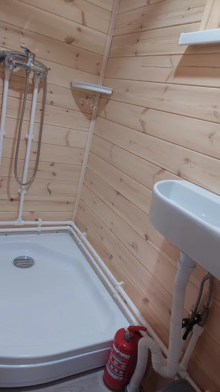 Уютный домик с видом на гору Малиновая