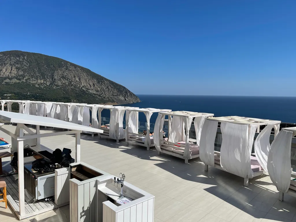 Апартамент с видом на море в ЖК Гурзуф Ривьера