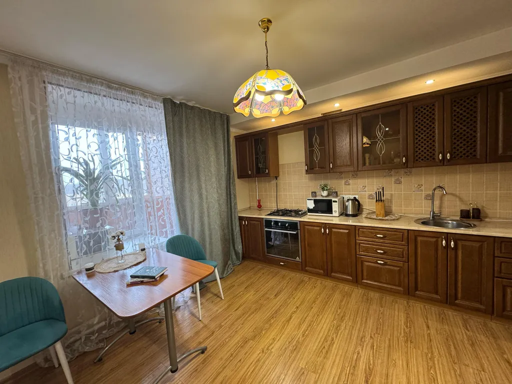 Рядом с аквапарк ривьера