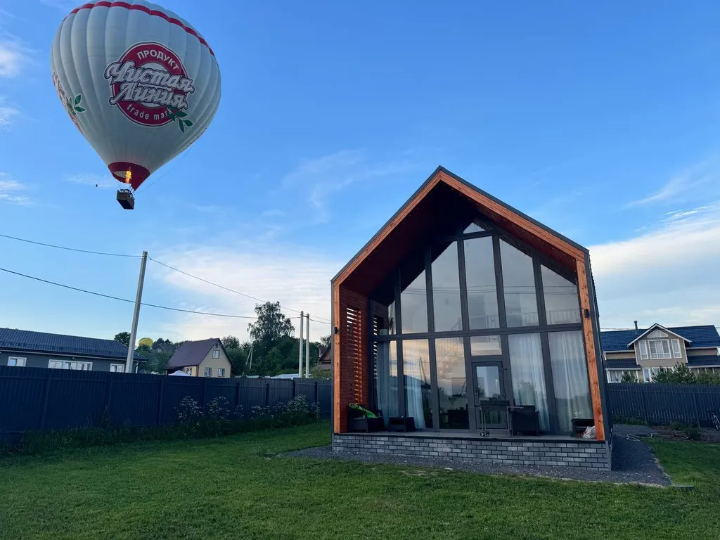 Современный барн с панорамными видами вблизи Сорачан