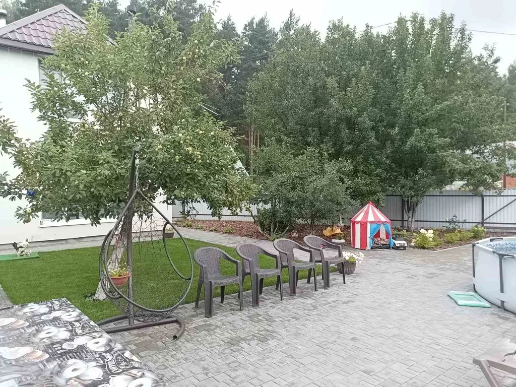 Уютный домик в сосновом бору в черте города