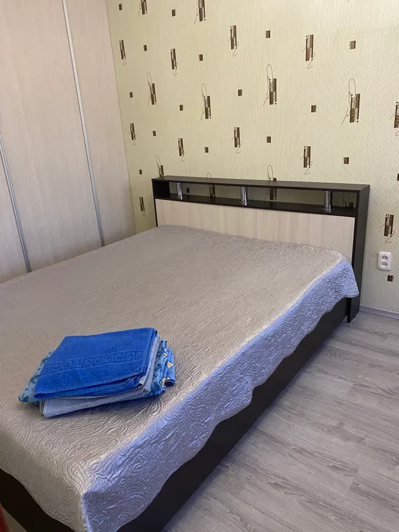 2-комнатная Квартира — аренда посуточно в Братск