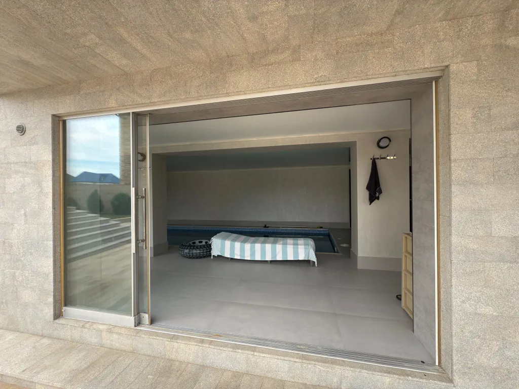 Вилла у моря