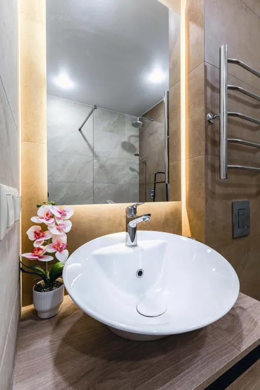 Светлые апартаменты с балконом в Минск мире